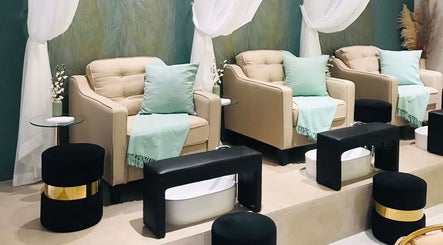 Comfortable pedicure chairs at Beauty Look Ladies Care Center, Sharjah, AE offering a serene experience.