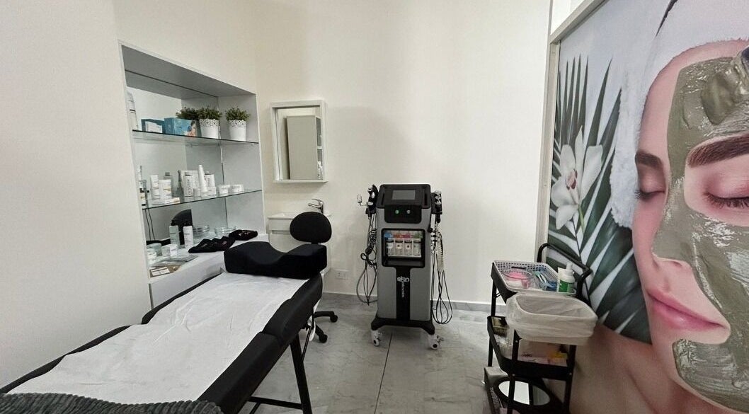 Treatment room at Al Rajwan Boutique SPA, Bayrut, Beirut Governorate, LB with facial equipment and soothing decor.