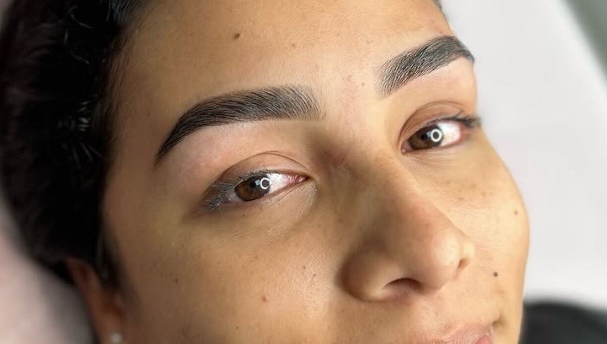 Tratamiento de cejas en GÜZEL DON BOSCO, Panamá, Provincia De Panamá, PA con acabado impecable.