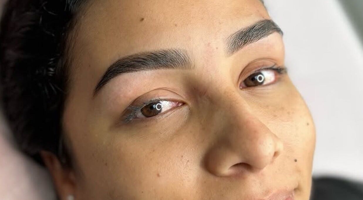 Tratamiento de cejas en GÜZEL DON BOSCO, Panamá, Provincia De Panamá, PA con acabado impecable.