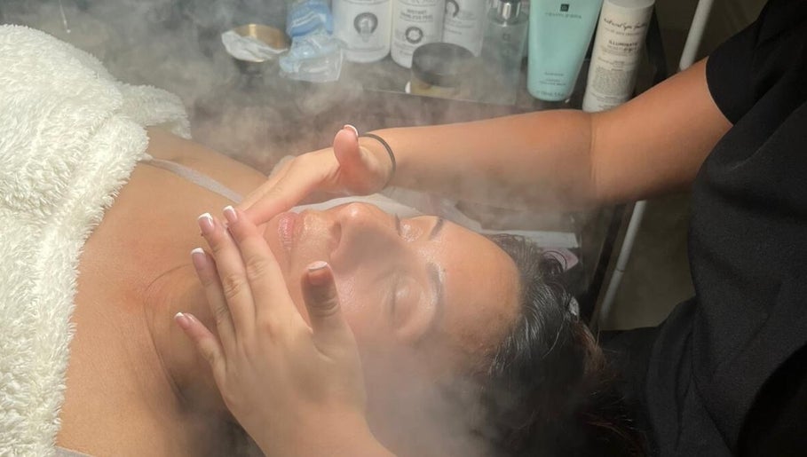 Facial steam treatment at House of Gaia, Aberbargoed, Wales, GB. Calm and rejuvenate your skin.