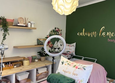 Inviting therapy room at Autumn Lane Beauty, Margate, Kwazulu-natal, ZA featuring elegant decor and equipment.