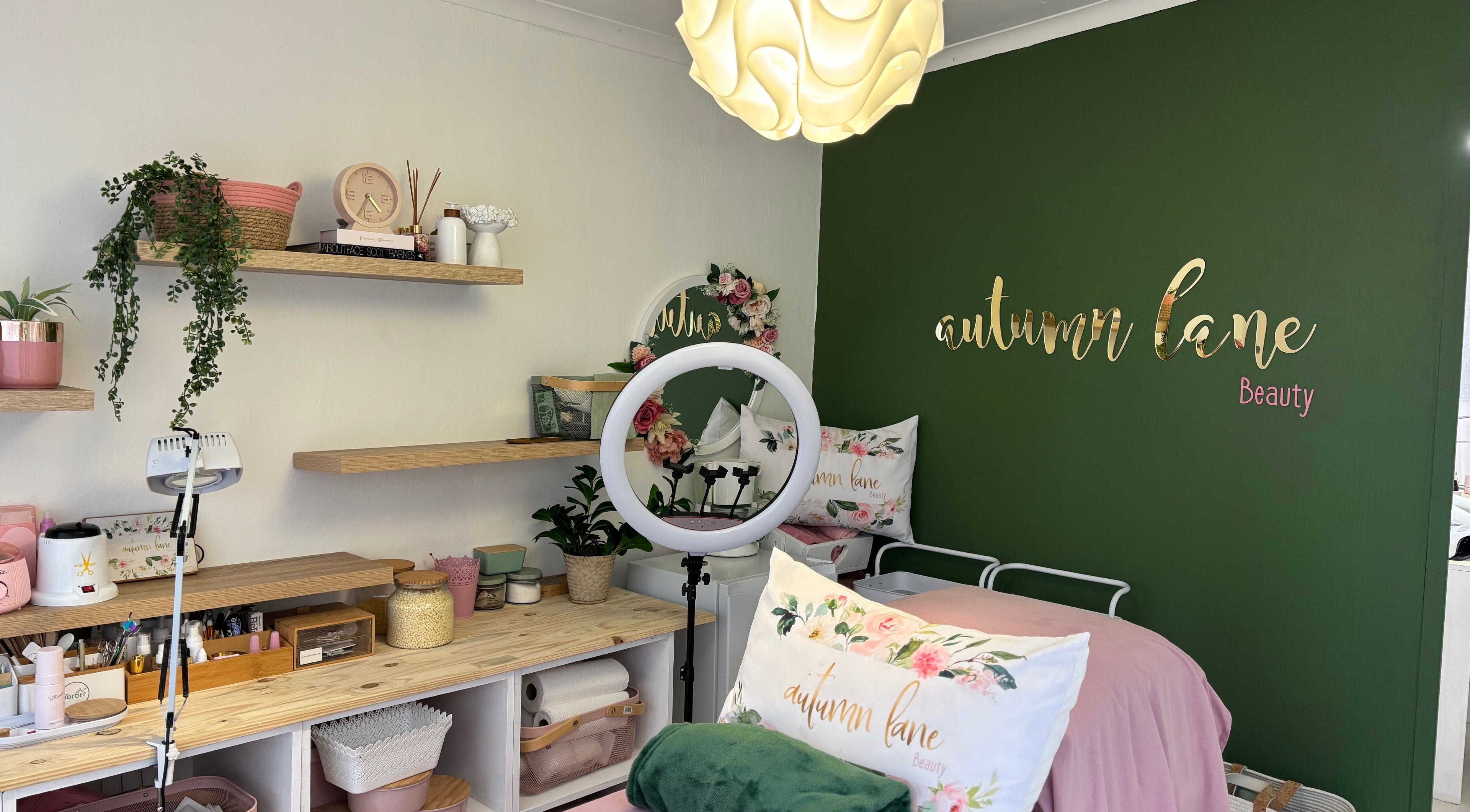 Inviting therapy room at Autumn Lane Beauty, Margate, Kwazulu-natal, ZA featuring elegant decor and equipment.