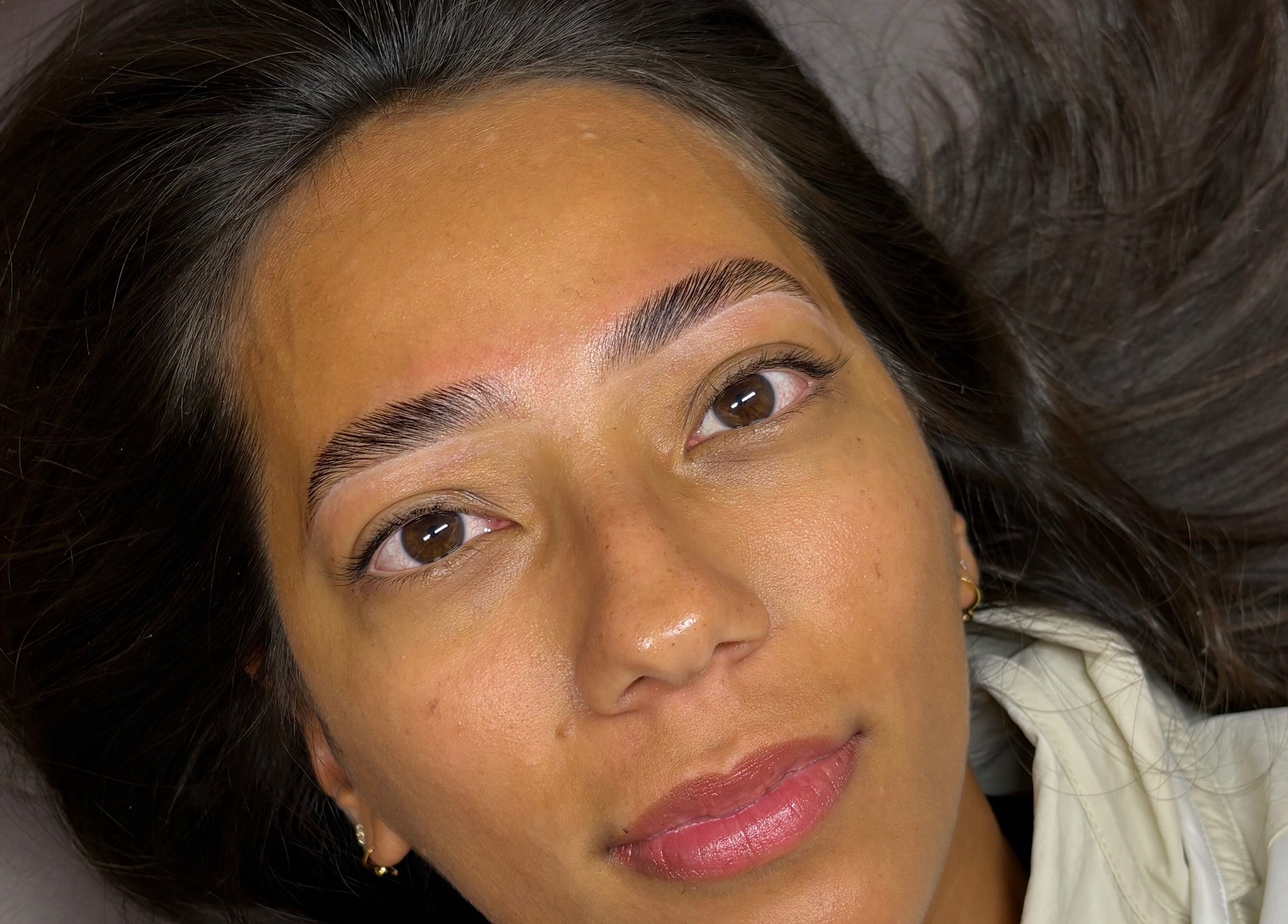 Freshly styled brows at Duda Flores Beauty, Surfers Paradise, Queensland, AU.