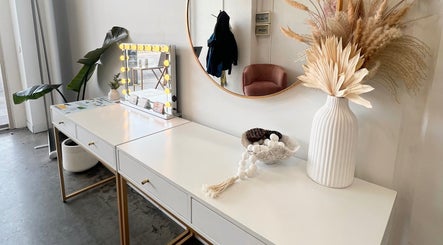 Chic vanity setup at Keratin by Ying at Apt Hair, Richmond, Victoria, AU with decorative accents.