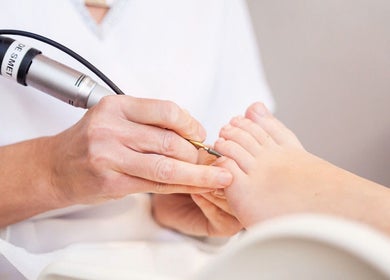 Dịch vụ chăm sóc móng chân tại Nagelstudio Kolpingplatz, Karlsruhe, Baden-württemberg, DE.