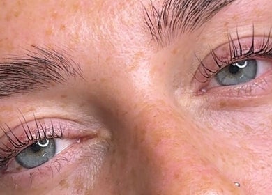 Close-up of expertly groomed eyebrows and lashes at Everythingbrows in Hull, England, GB.