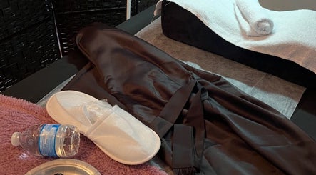 Luxurious robe, towel, and slippers at Vintage Vanity in Shamokin, Pennsylvania, US for a relaxing spa day.