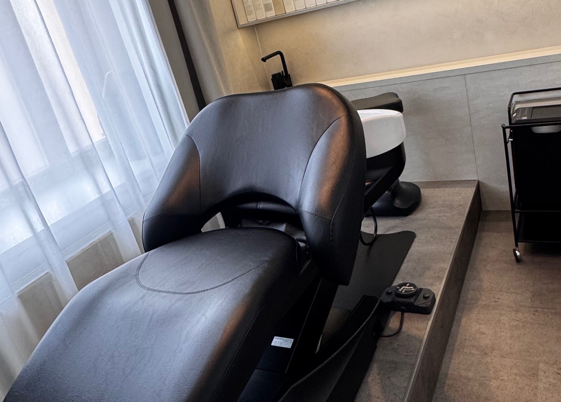 Pohodlné kadeřnické křeslo v progress.hair, Hlavní Město Praha, Hlavní Město Praha, CZ.