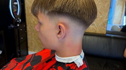 Moderne fade hos Ayaz The Barber, Stavanger, Rogaland, NO.