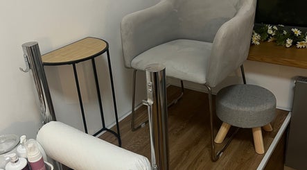 Stylowe miejsce relaksu w MaLovane, Warszawa, Województwo Mazowieckie, PL. Komfort i elegancja.