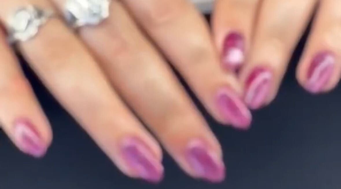 Lavender pink nails with artistic design at Neg’s Nails at SISU, Rochester, England, GB.