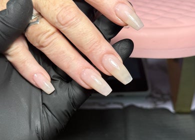 Beautifully manicured nails at Dollhaven Co in Walmsley, Western Australia, AU.