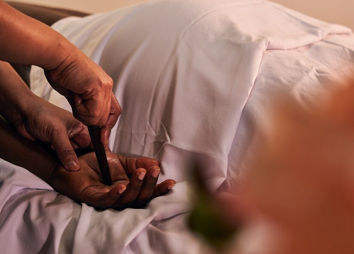 Relaxing massage at Hands Of Celia, Abu Dhabi, Abu Dhabi, AE. Experience tranquility and rejuvenation.