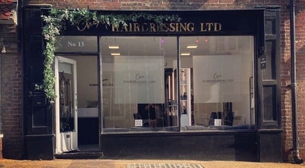 Front view of Nudsara Massage, a chic venue located in Lyndhurst, England, GB with stylish exterior.