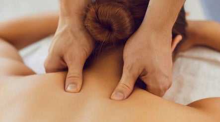 Relaxing massage therapy at Nudsara Massage, Lyndhurst, England, GB for ultimate wellness experience.