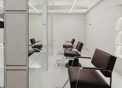 Modern salon chairs at B-orn Hair 비오른헤어, 서울특별시, Seoul, South Korea.