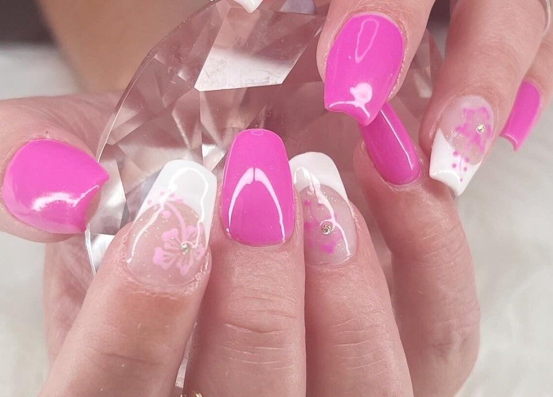 Vibrant pink and white nail art at Bougie Nails with G, Santa Maria, California, US.