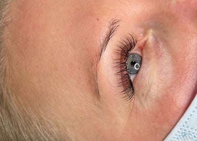 Close-up of elegant eyelashes at Elmwood Health & Beauty Ltd, Kirkby In Ashfield, England, GB.