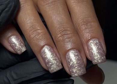 Elegant glittery nails by HT Studio, Glasgow, Scotland, GB. Perfect manicure reflecting luxury and style.