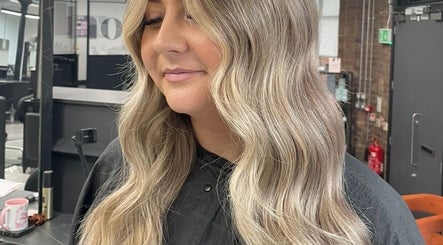 Olivermarshair, bild 2