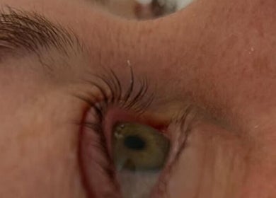 Rehaussement de cils au Rom Nails & Esthétique à Volvic, Auvergne-rhône-alpes, FR, pour un regard captivant.