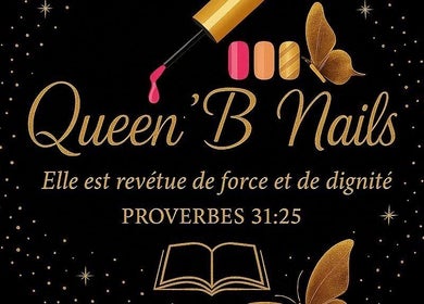 Design élégant de Queen’B Nails à Le Moule, Grande-terre, GP avec des éléments dorés et un papillon.