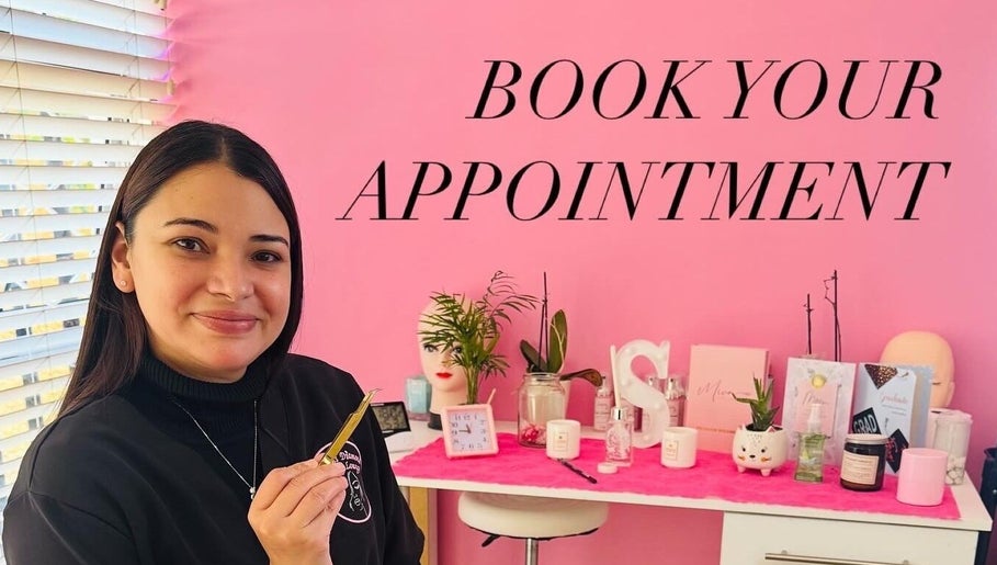Friendly staff at Flawless Diamond Beauty Lounge, Cape Town, Western Cape, ZA anticipates your visit.