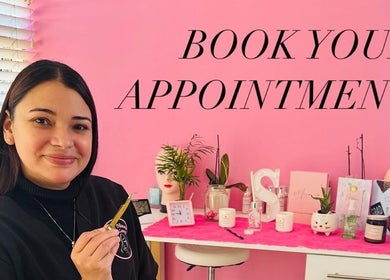 Friendly staff at Flawless Diamond Beauty Lounge, Cape Town, Western Cape, ZA anticipates your visit.