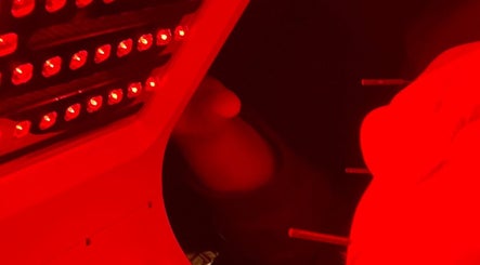Relaxing red light therapy at ABC Mobile Acupuncture, San Francisco, California, US.
