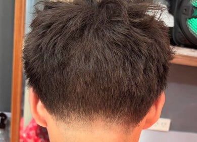 Corte de cabello moderno en CATA BARBER, Villa María Irene De Los Remedios De Escalada, Provincia De Buenos Aires, AR.