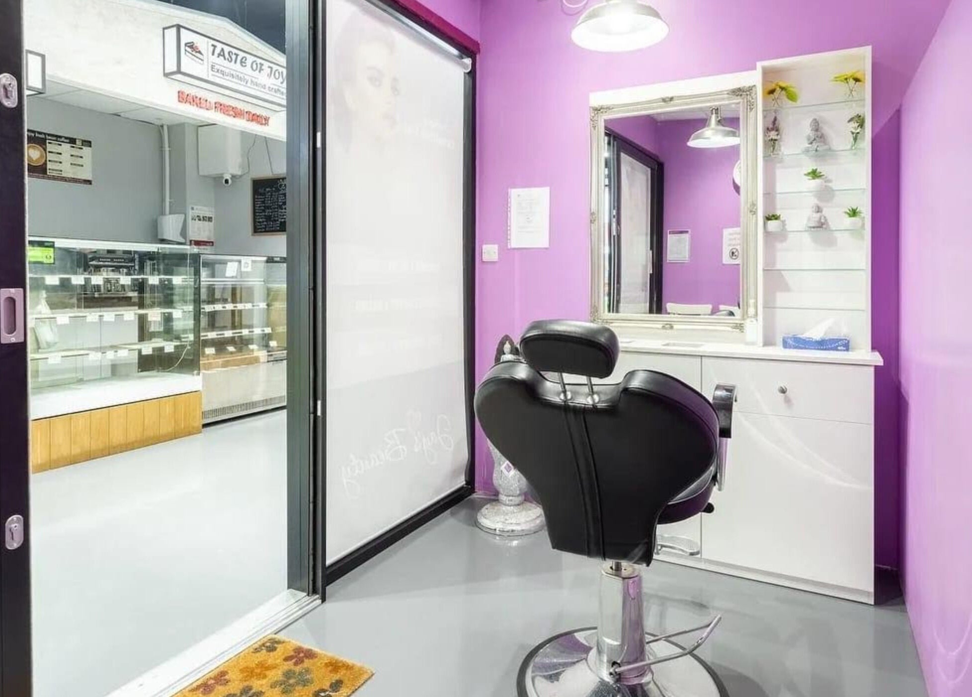 Modern salon chair and vanity area at Jay’s Beauty - Ladies Only in Hounslow, England, GB.