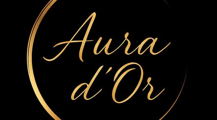 Logo élégant d'Aura d'or, un centre de beauté à La Roche-sur-Yon, Pays De La Loire, FR.