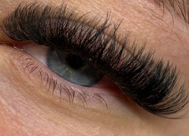 Close-up of lush eyelash extension from BoutiquelashesbyJade in Banjup, Western Australia, AU.