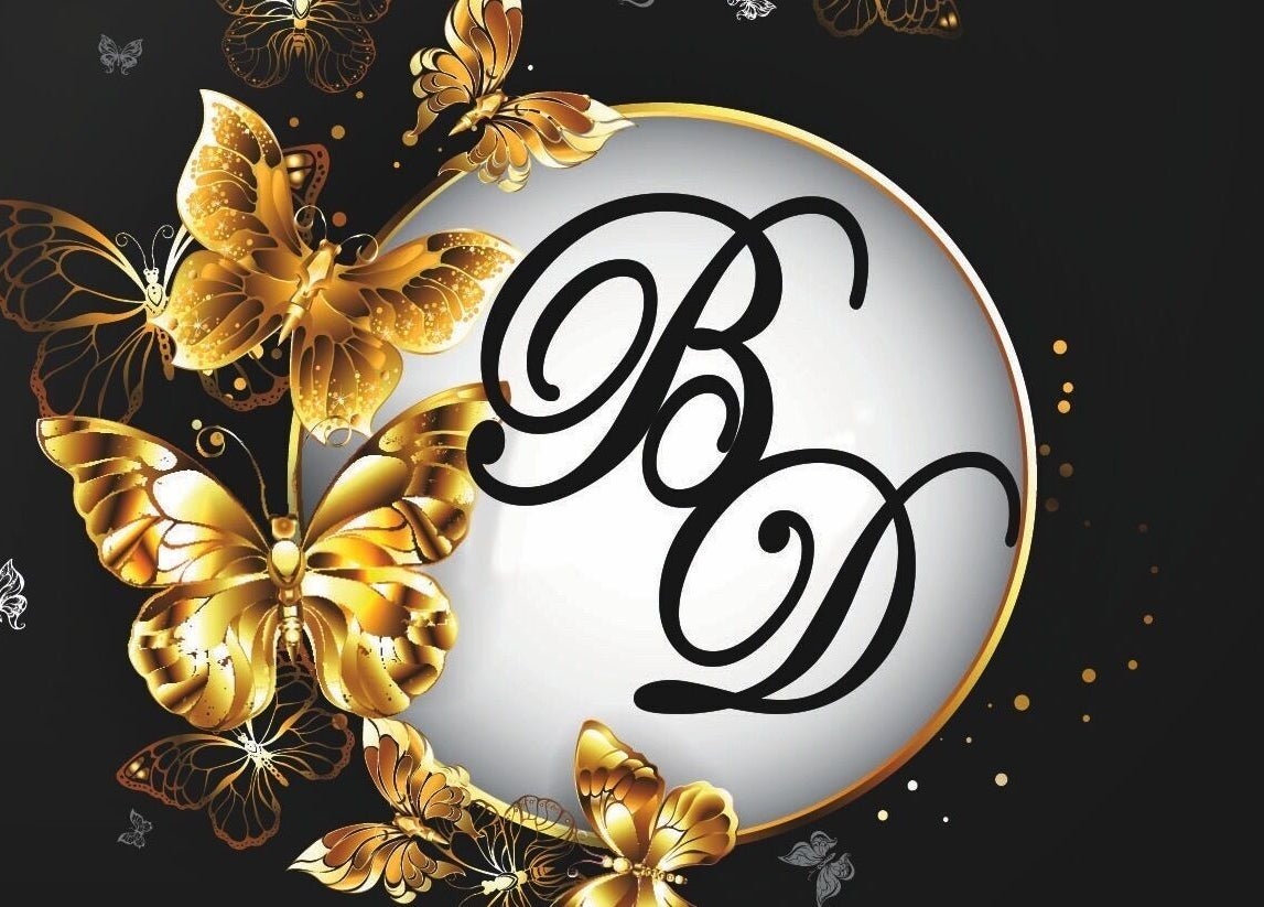 Logo de BEAUTÉ DIVINE BY BEAUTY B à Saint-joseph, Saint-pierre, RE, entouré de papillons dorés.