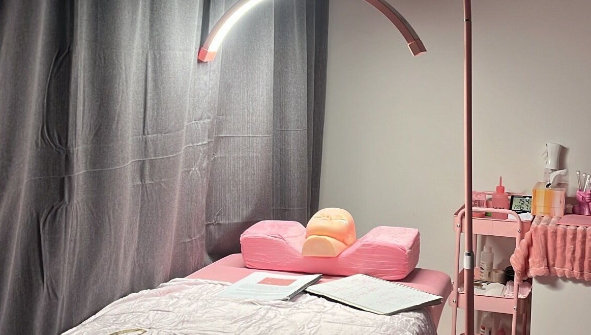 Makeup station at Beckyy’s Glam Atelier, Modbury North, South Australia, showcasing a pink treatment area.