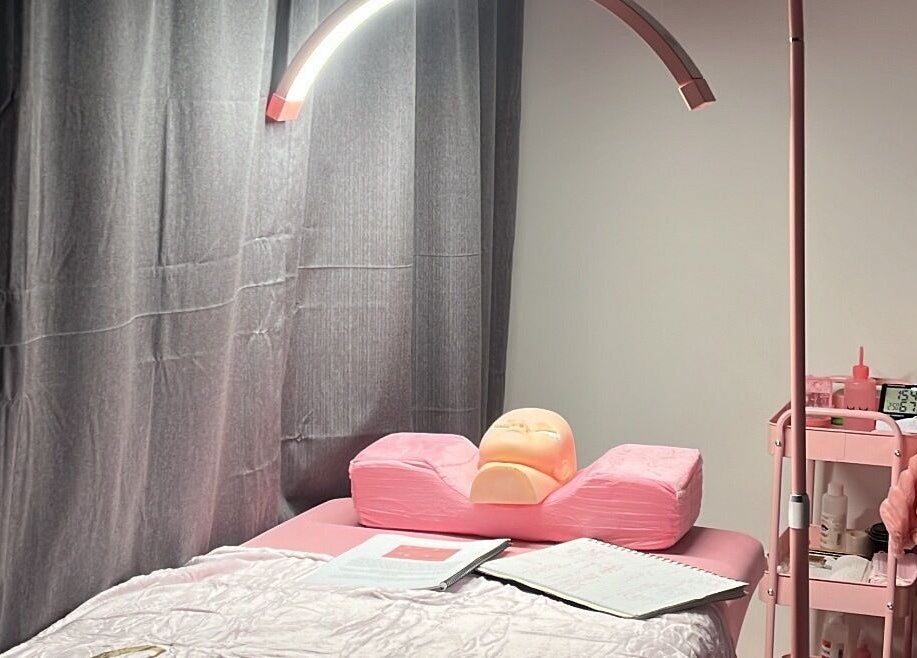 Makeup station at Beckyy’s Glam Atelier, Modbury North, South Australia, showcasing a pink treatment area.