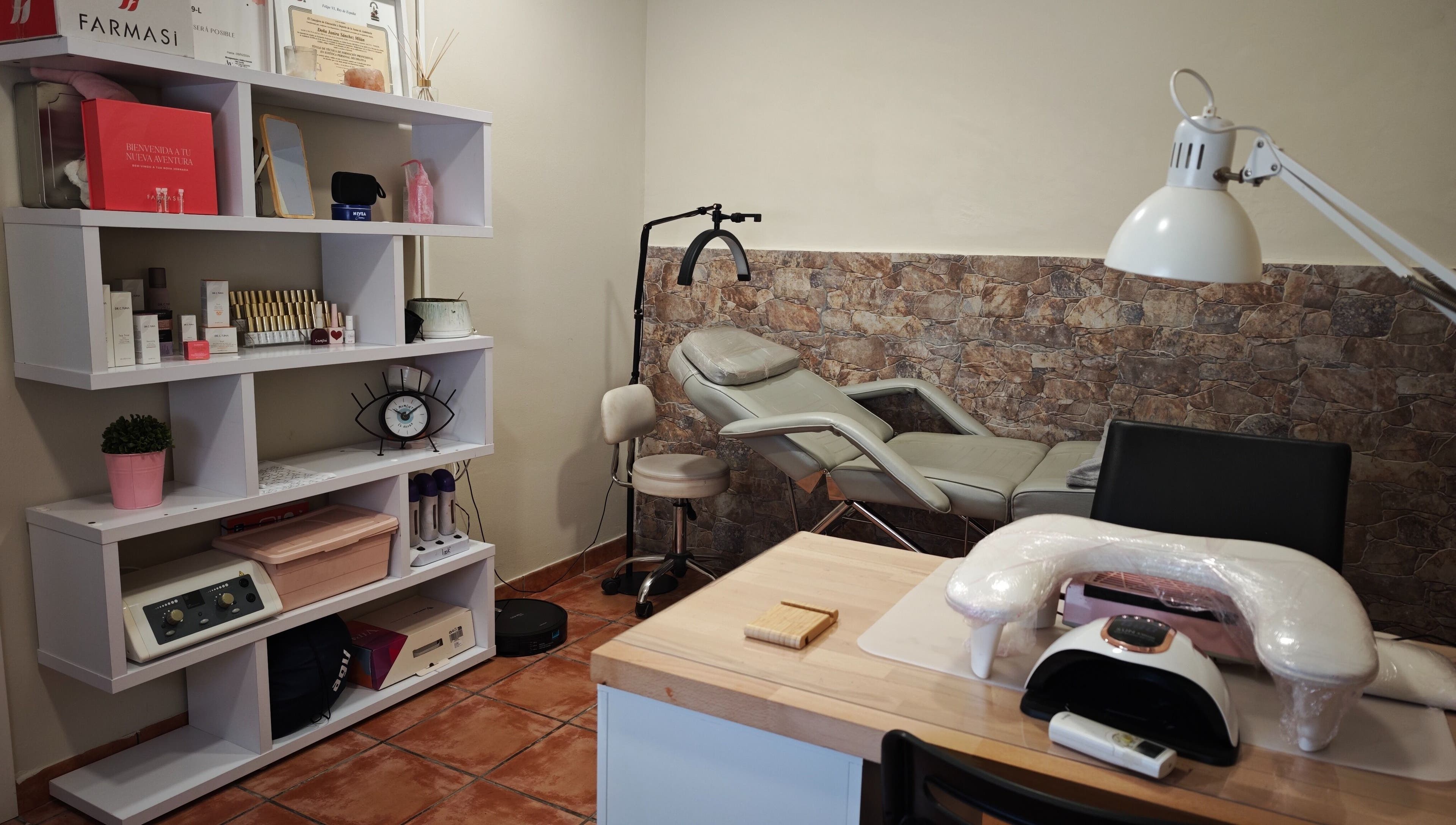 Sala de tratamiento en Milans Beauty, La Línea De La Concepción, Andalucía, ES.