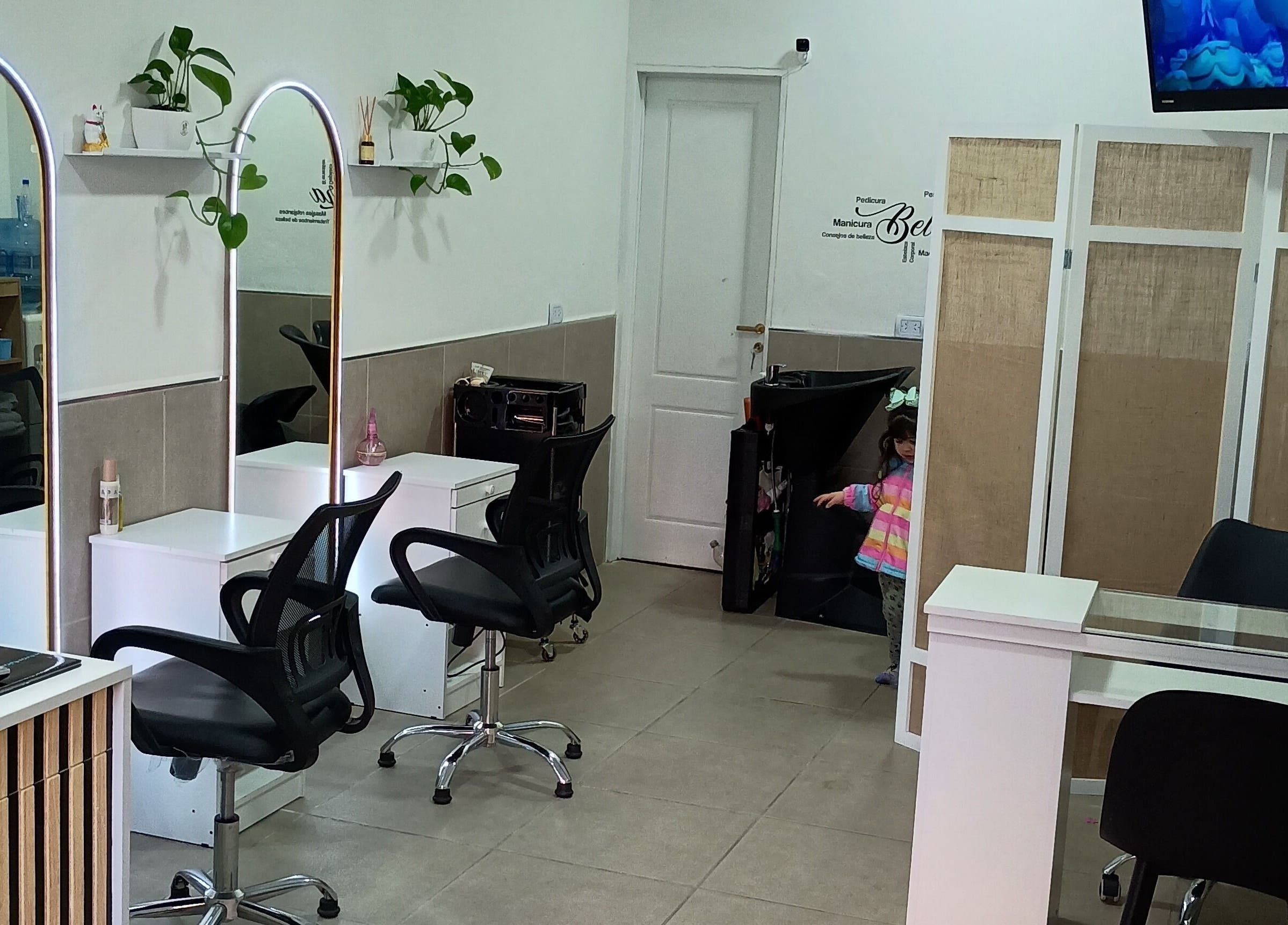 Interior moderno de Ros Color Studio en Buenos Aires, Ciudad Autónoma De Buenos Aires, AR.