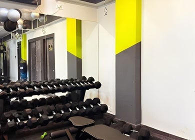 Feel Good Fitness gym in Guernsey, Saint-pierre-port, GG features modern weights and bright decor.