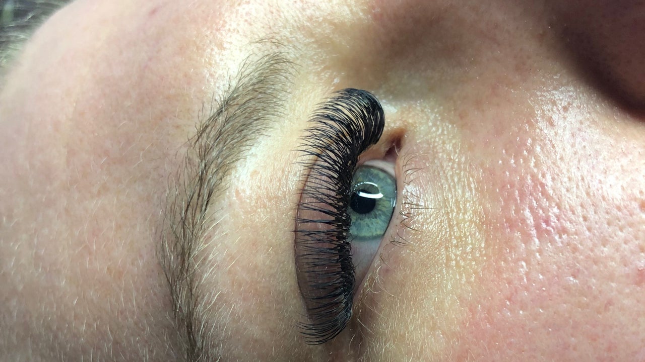 Envy Eyelash Extensions and Beauty - 1