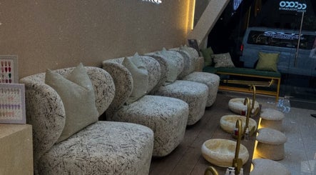 Luxurious seating at Coco Lounge in Makati City, Metro Manila, PH, offering plush comfort and relaxation.