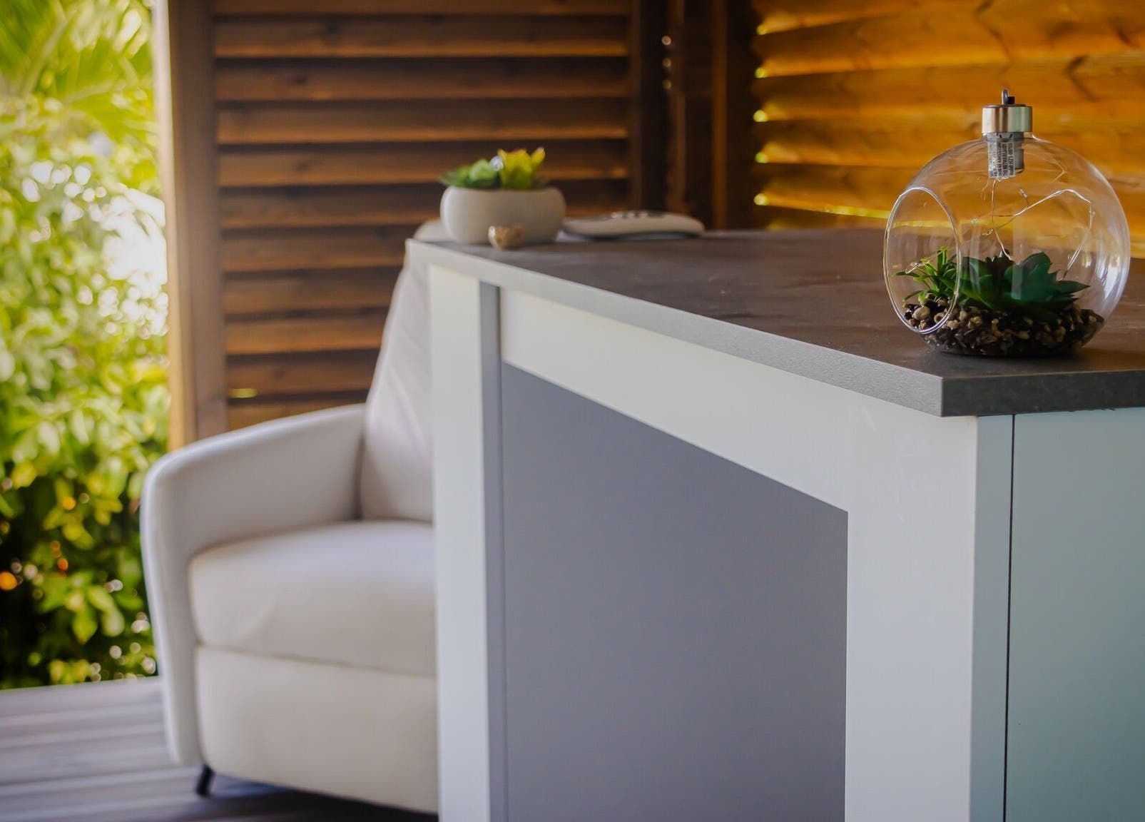 Coin relaxation avec déco élégante chez Theserenityconcept à Le Gosier, Grande-terre, GP.