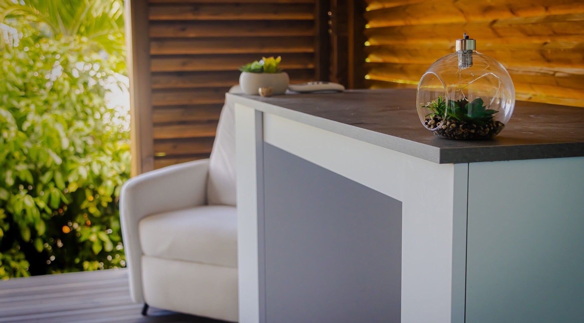 Coin relaxation avec déco élégante chez Theserenityconcept à Le Gosier, Grande-terre, GP.