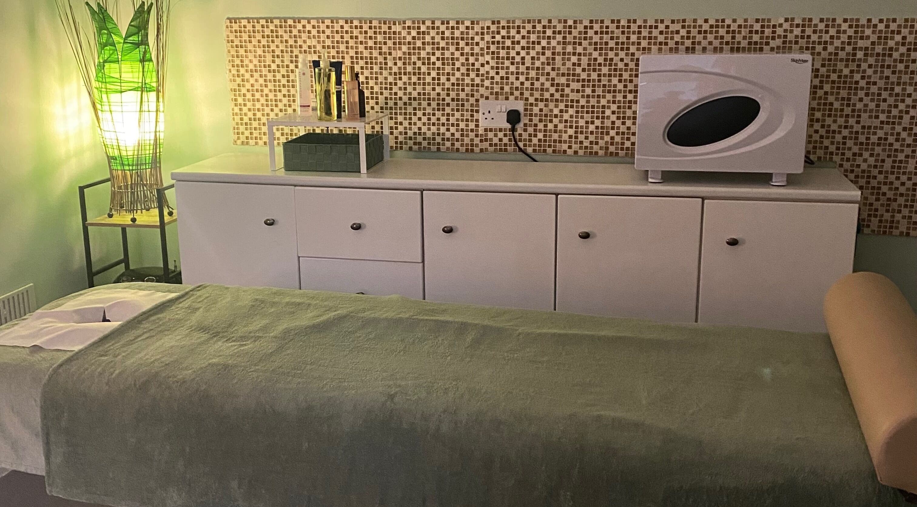 Relaxing massage room at Saltash Massage Therapy Zen with Zuzana, Saltash, England, GB, with soothing decor.