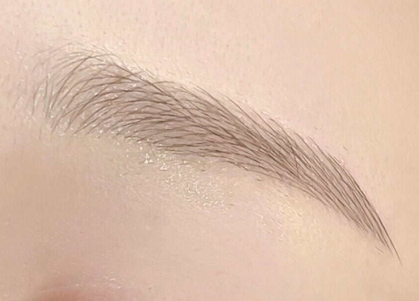 Perfectly shaped eyebrow from Luna Beauty Melbourne, Melbourne, Victoria, AU, showcasing precision artistry.