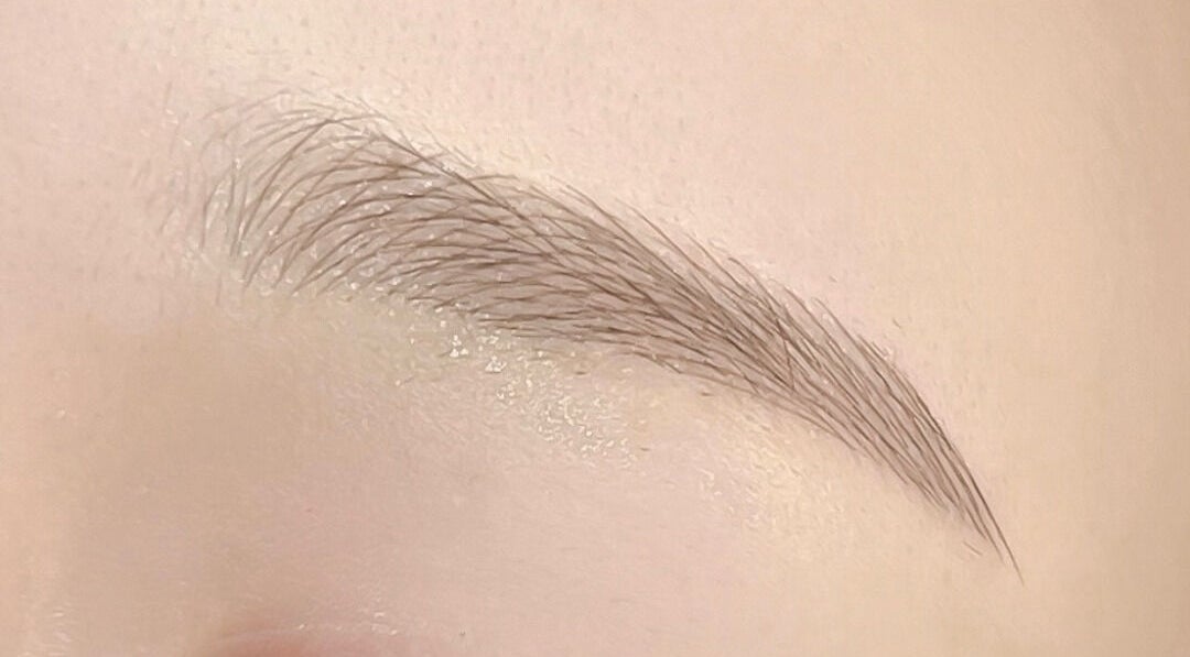 Perfectly shaped eyebrow from Luna Beauty Melbourne, Melbourne, Victoria, AU, showcasing precision artistry.