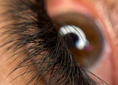 Close-up de pestañas en Eliz Lashes Studio, Arecibo, Arecibo, PR, mostrando atención al detalle.