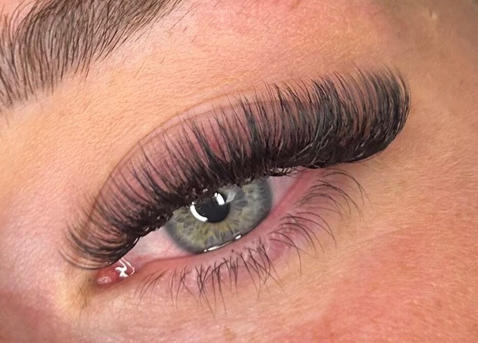 Close-up of stunning eyelash extensions at BB Lashes, Sheffield, England, GB, showcasing artistry and precision.