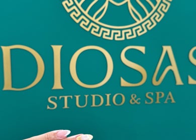 Logo de Diosas Studio Spa con manicura en Bucaramanga, Santander, CO.